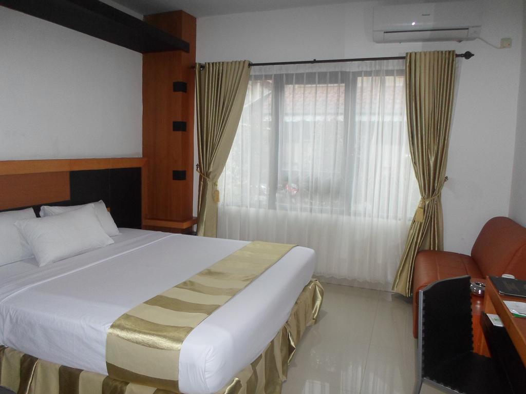 Hotel Grand Karawang Indah Bilik gambar