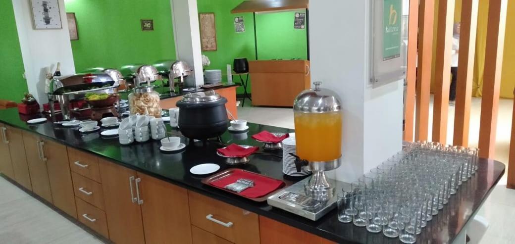Hotel Grand Karawang Indah Luaran gambar